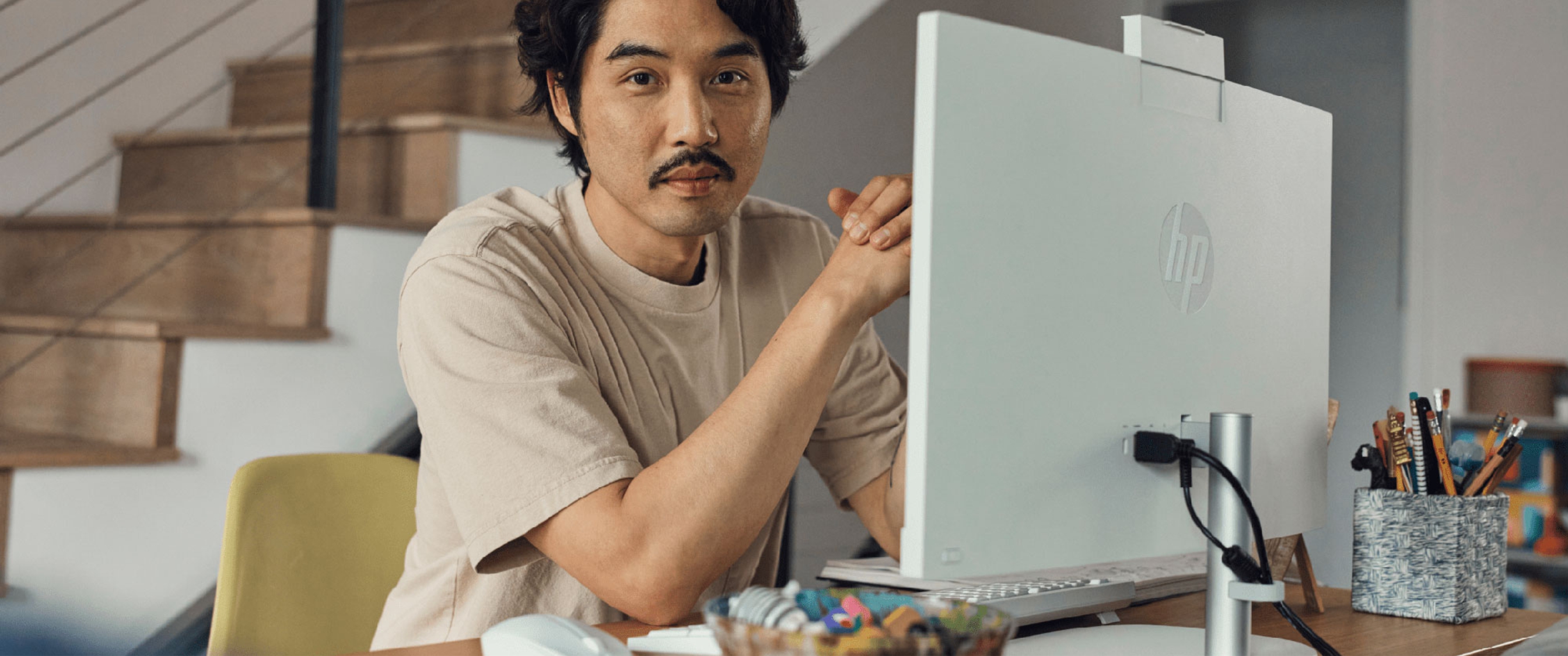 معرفی کامپیوترهای دسکتاپ و All-in-One سری Essential اچ‌پی